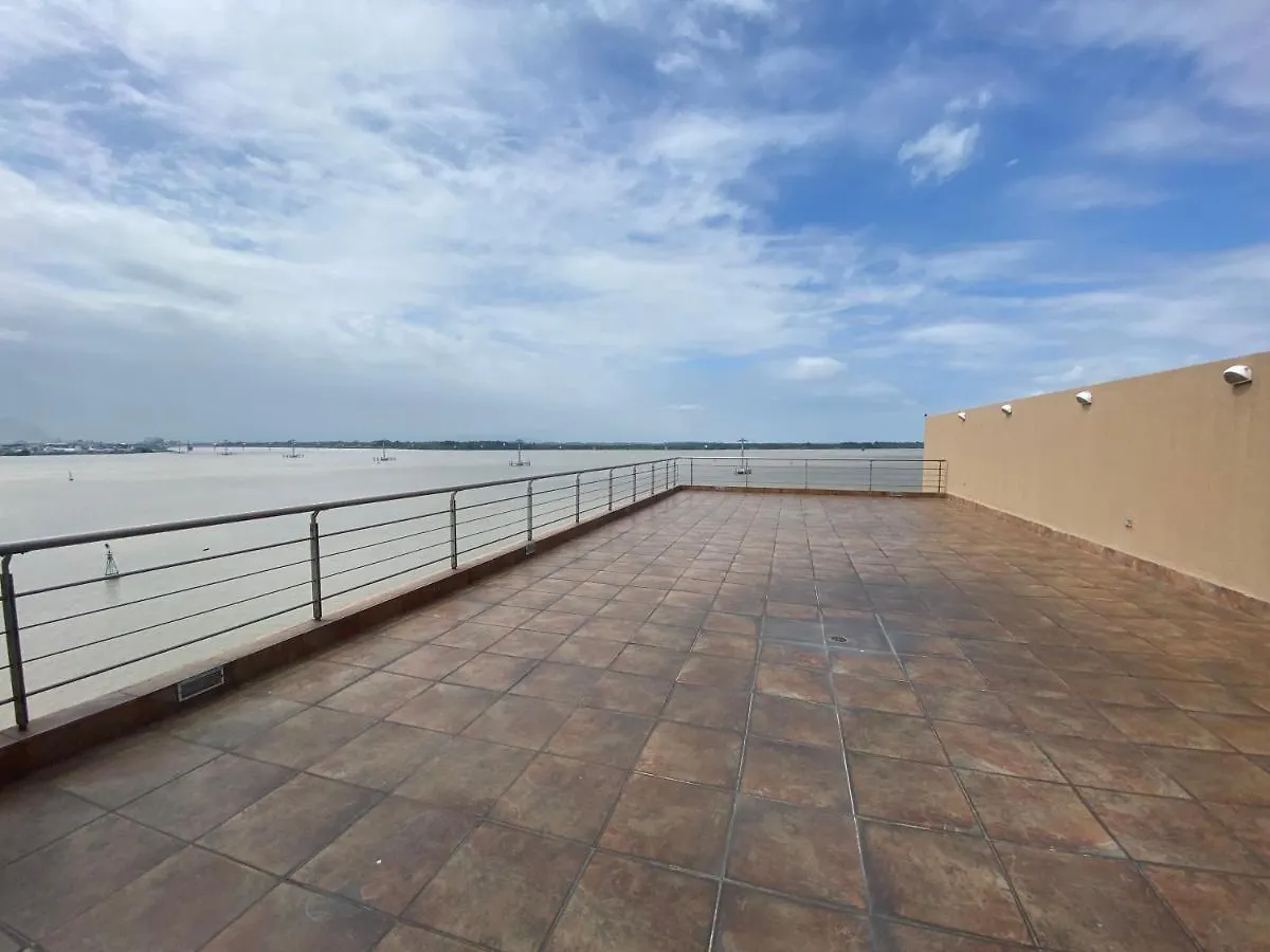 200 M2 - Puerto Santa Ana - 3 Habitaciones Guayaquil 0*,  Ekvádor