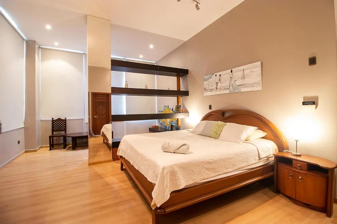 200 M2 - Puerto Santa Ana - 3 Habitaciones Guayaquil